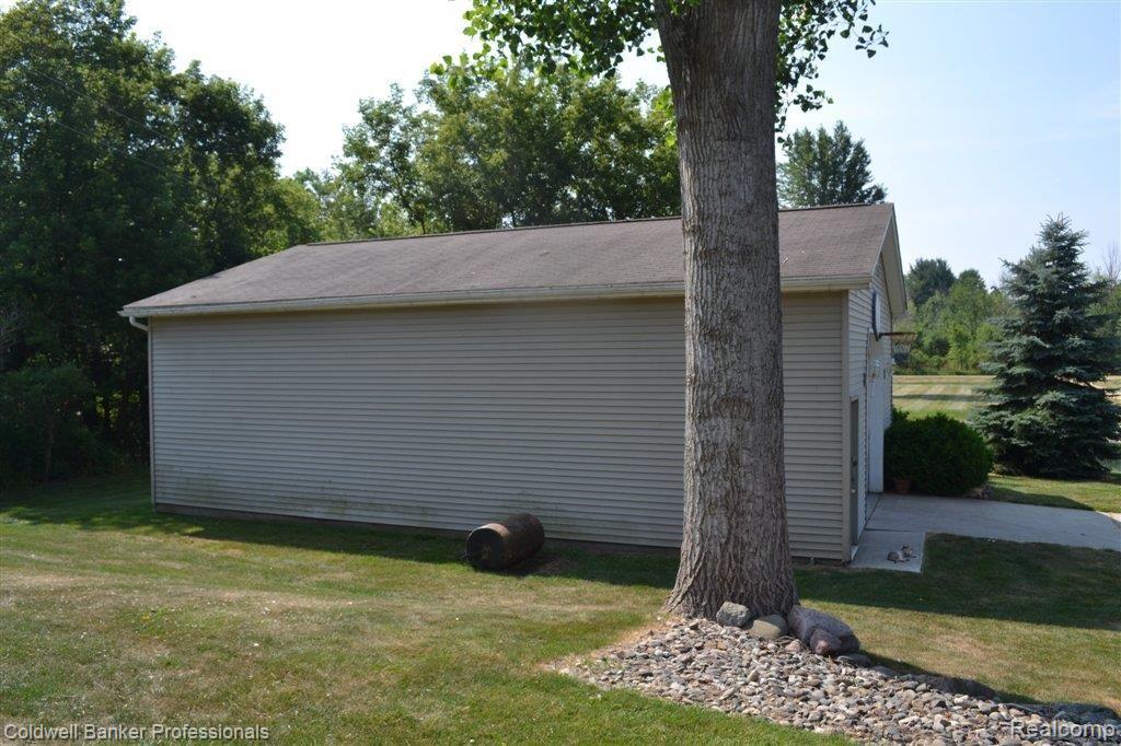 4150 Briggs Road Otter Lake, MI 48464 - Photo 4 of 19 023.JPG