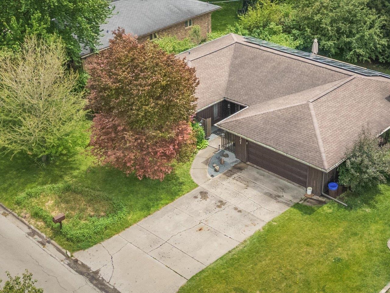 5121 Brookview Road Rockford, IL 61107 - Photo 4 of 49