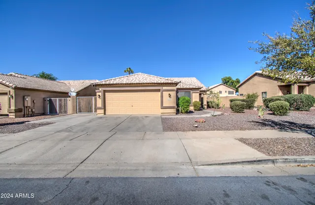 $430,000 | 8146 West Hilton Avenue, Phoenix, AZ 85043