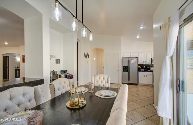 $430,000 | 8146 West Hilton Avenue, Phoenix, AZ 85043