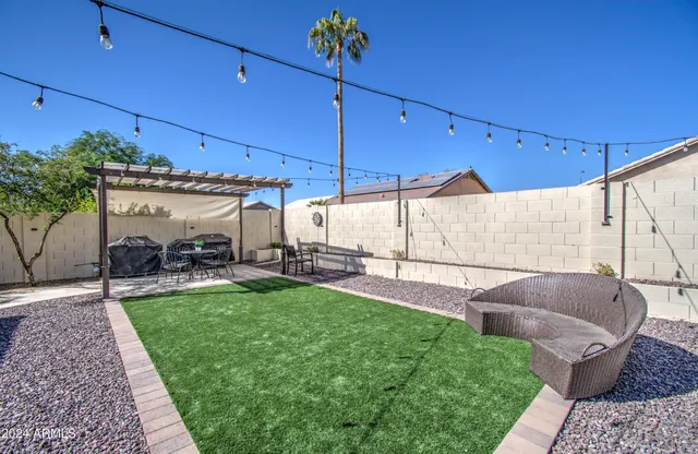 $430,000 | 8146 West Hilton Avenue, Phoenix, AZ 85043