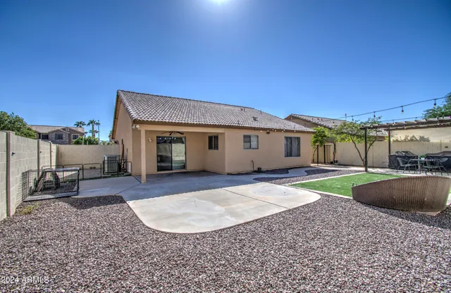 $430,000 | 8146 West Hilton Avenue, Phoenix, AZ 85043