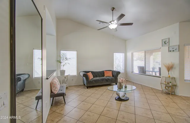 $430,000 | 8146 West Hilton Avenue, Phoenix, AZ 85043