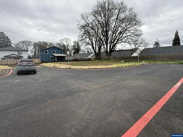 $174,900 | Lot 1 Symphony Way, Lebanon, OR 97355