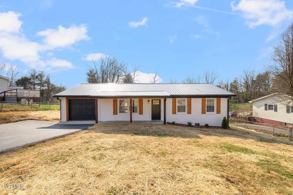 $319,900 | 137 Meadow Lark Lane, Bluff City, TN 37618