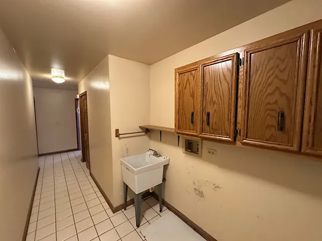 $700,000 | 2726 Seiler Drive, Naperville, IL 60565