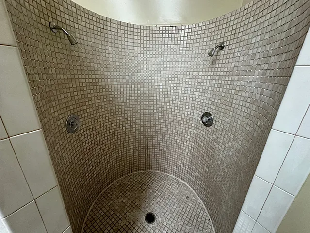 $700,000 | 2726 Seiler Drive, Naperville, IL 60565