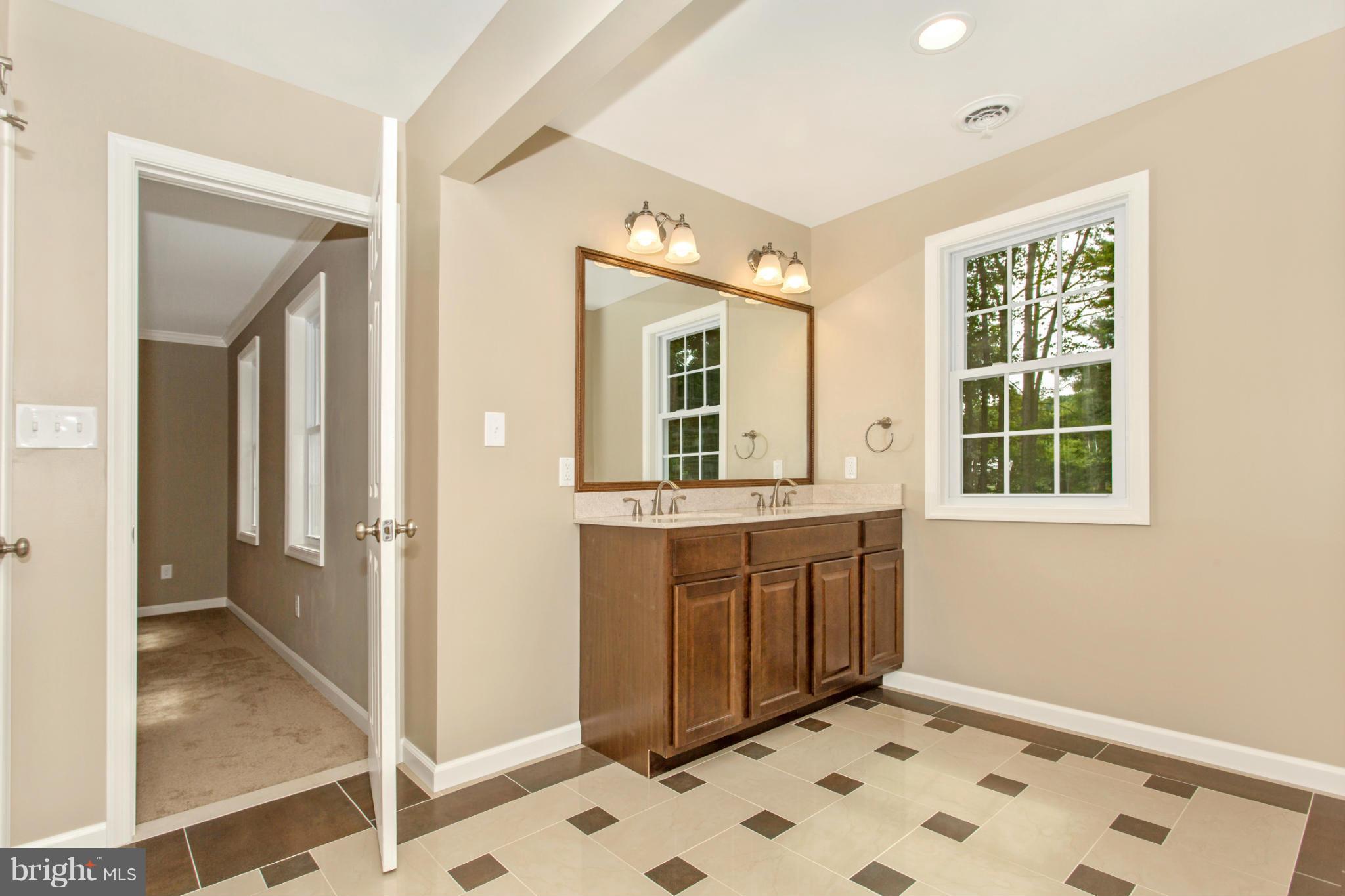 24200 Peach Tree Road Clarksburg, MD 20871 - Photo 22 of 30 Bath
