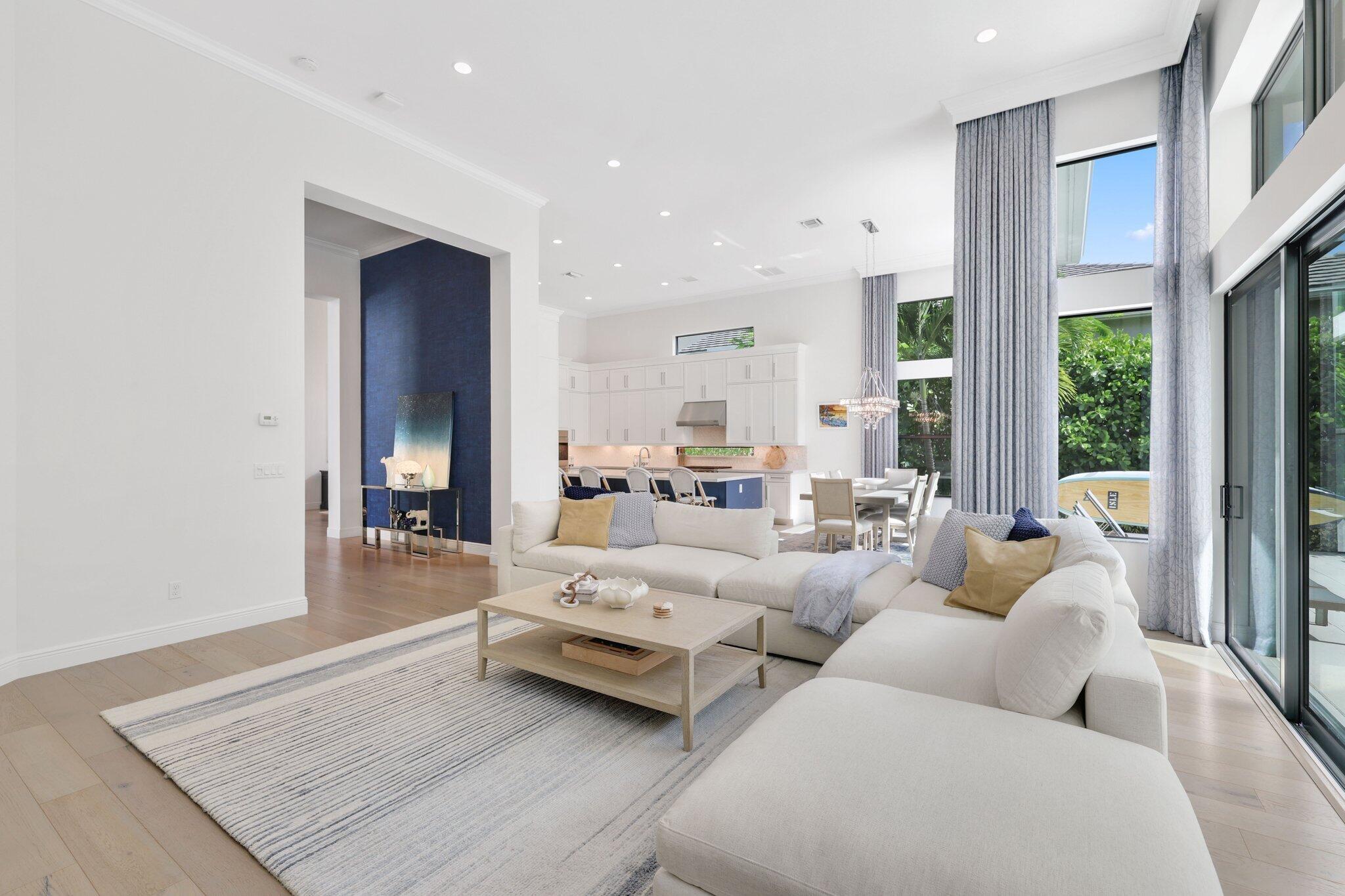 6813 Northwest 25th Way Boca Raton, FL 33496 - Photo 17 of 83 Family room