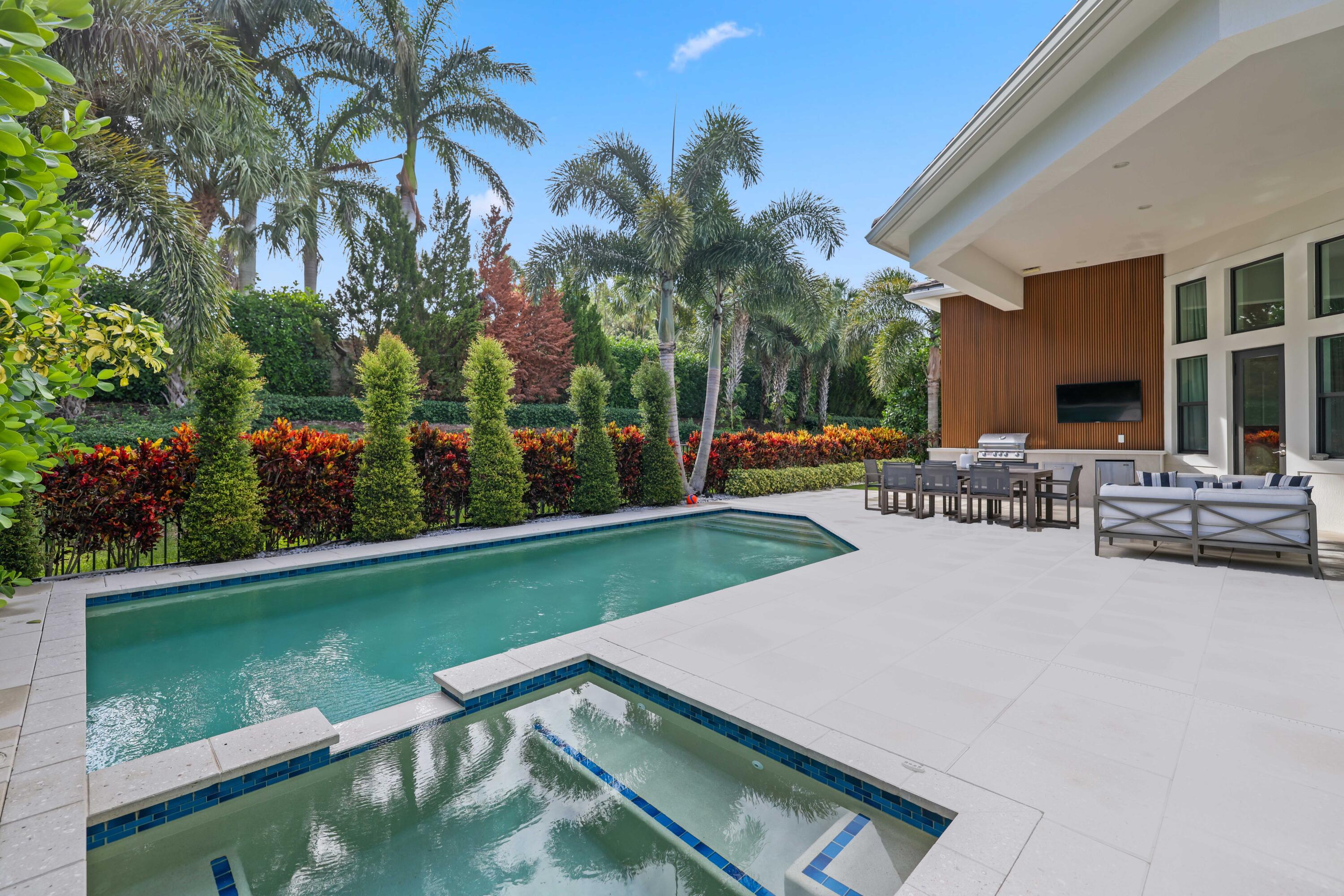 6813 Northwest 25th Way Boca Raton, FL 33496 - Photo 2 of 83 Exterior Rear