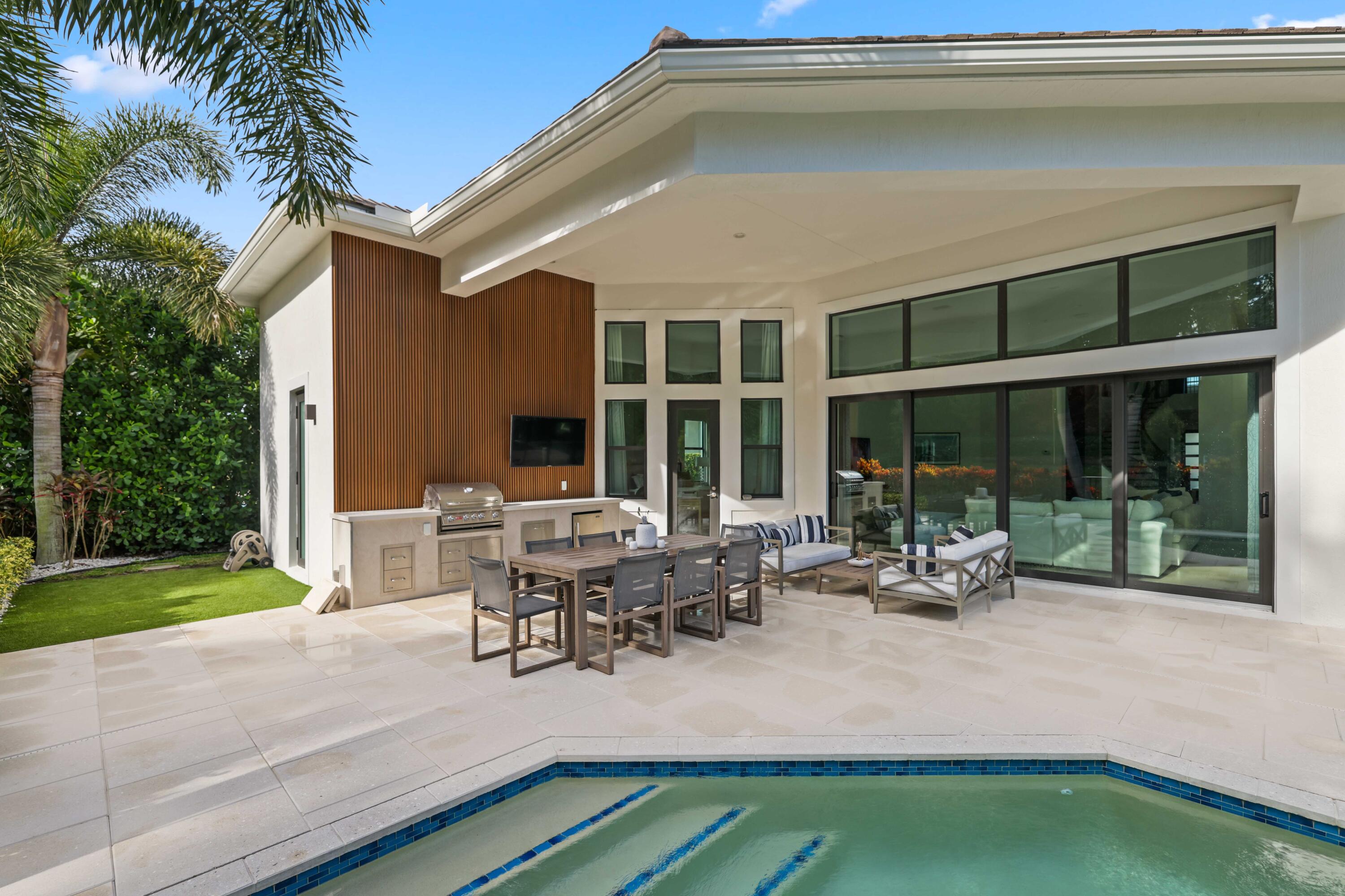 6813 Northwest 25th Way Boca Raton, FL 33496 - Photo 56 of 83 Exterior Rear