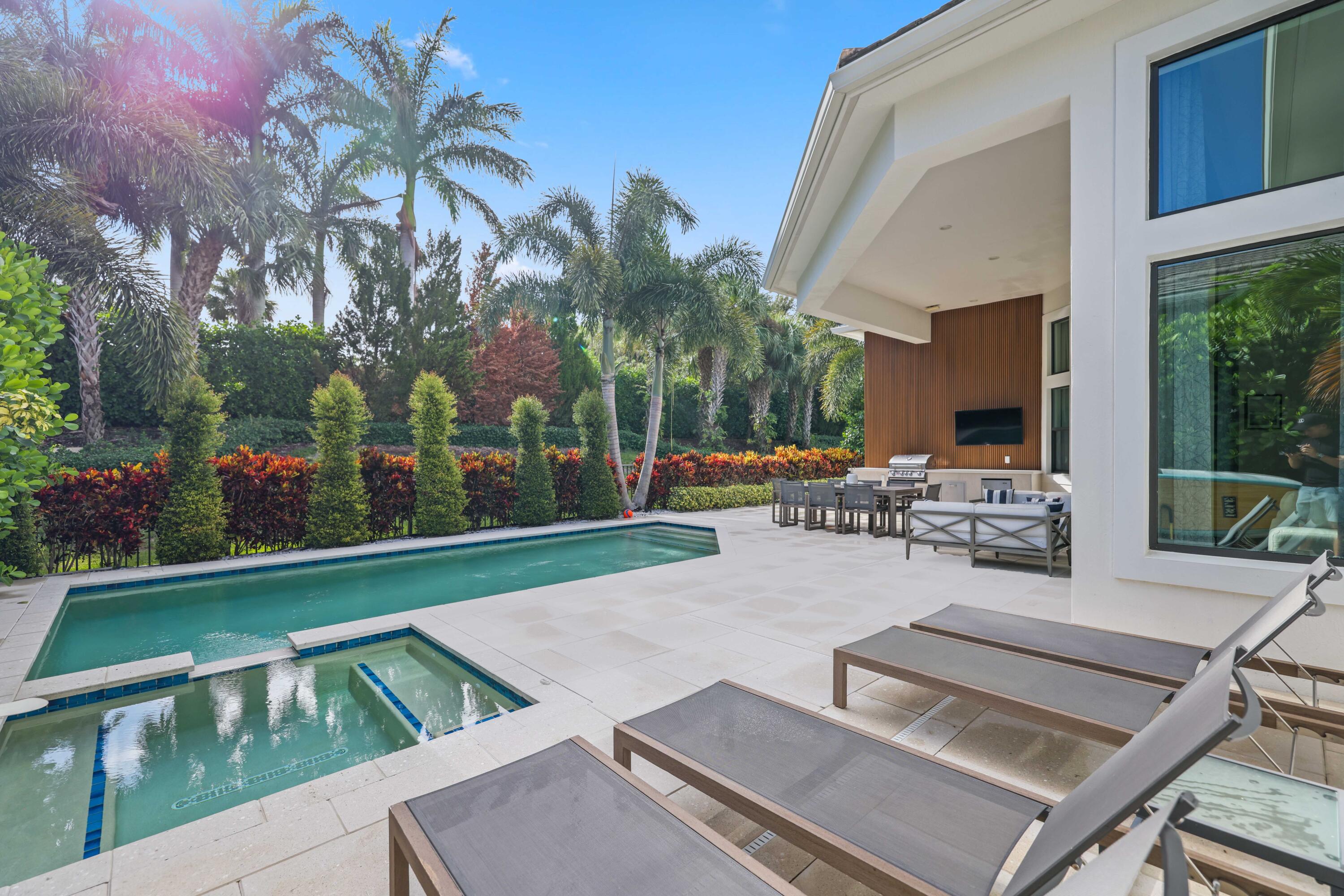 6813 Northwest 25th Way Boca Raton, FL 33496 - Photo 57 of 83 Exterior Rear