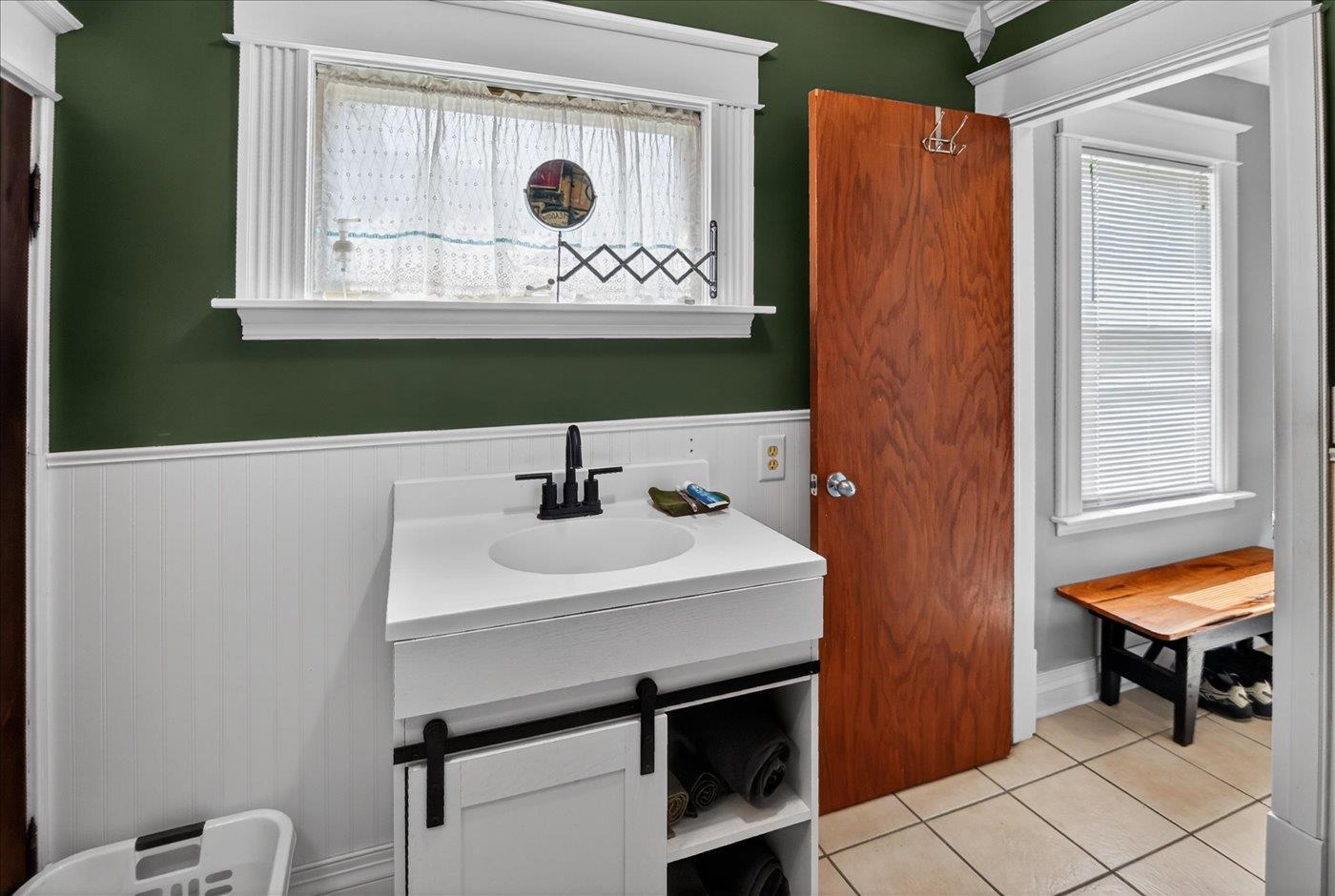 218 South Water Street Columbus, WI 53925 - Photo 20 of 36