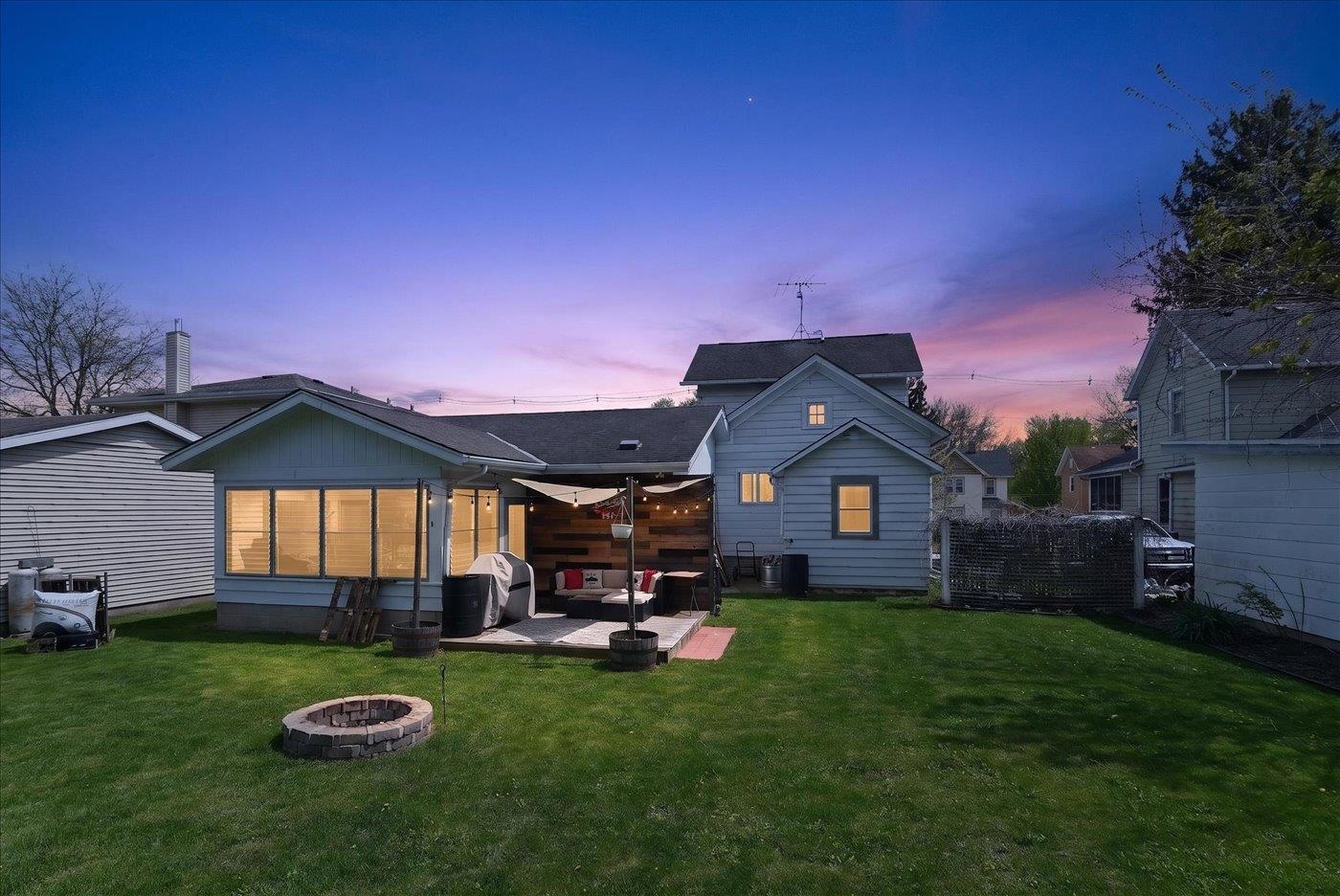 218 South Water Street Columbus, WI 53925 - Photo 36 of 36
