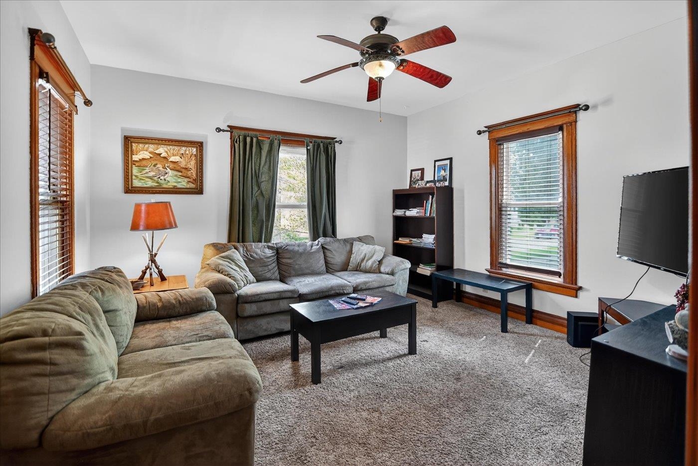 218 South Water Street Columbus, WI 53925 - Photo 8 of 36
