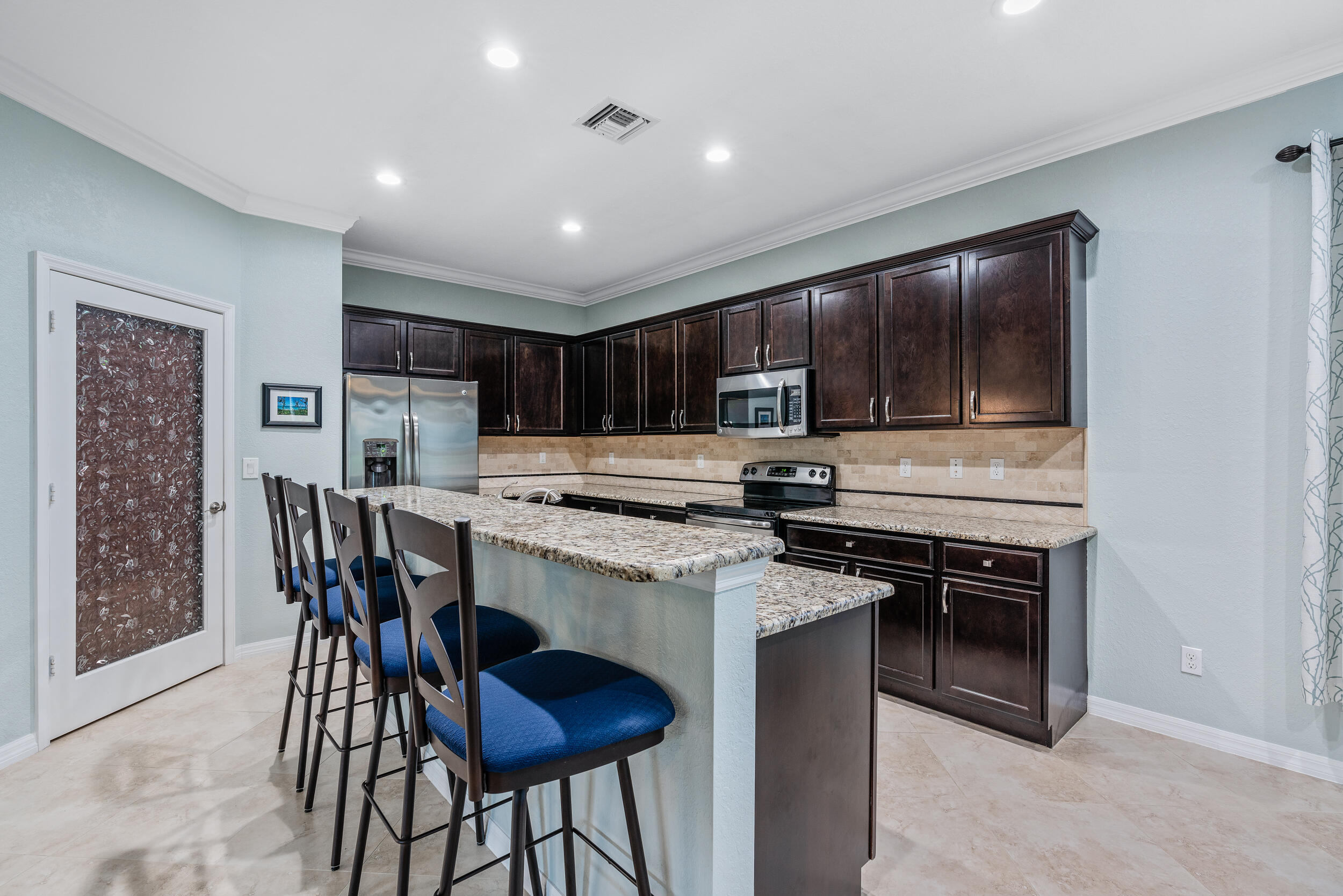 208 Behring Way Jupiter, FL 33458 - Photo 11 of 34 208 Behring