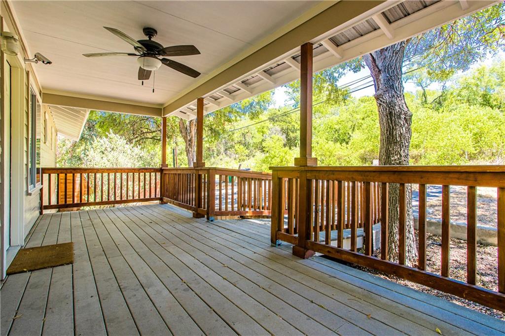 1326 Delano Street Austin, TX 78721 - Photo 6 of 23 Deck with a ceiling fan