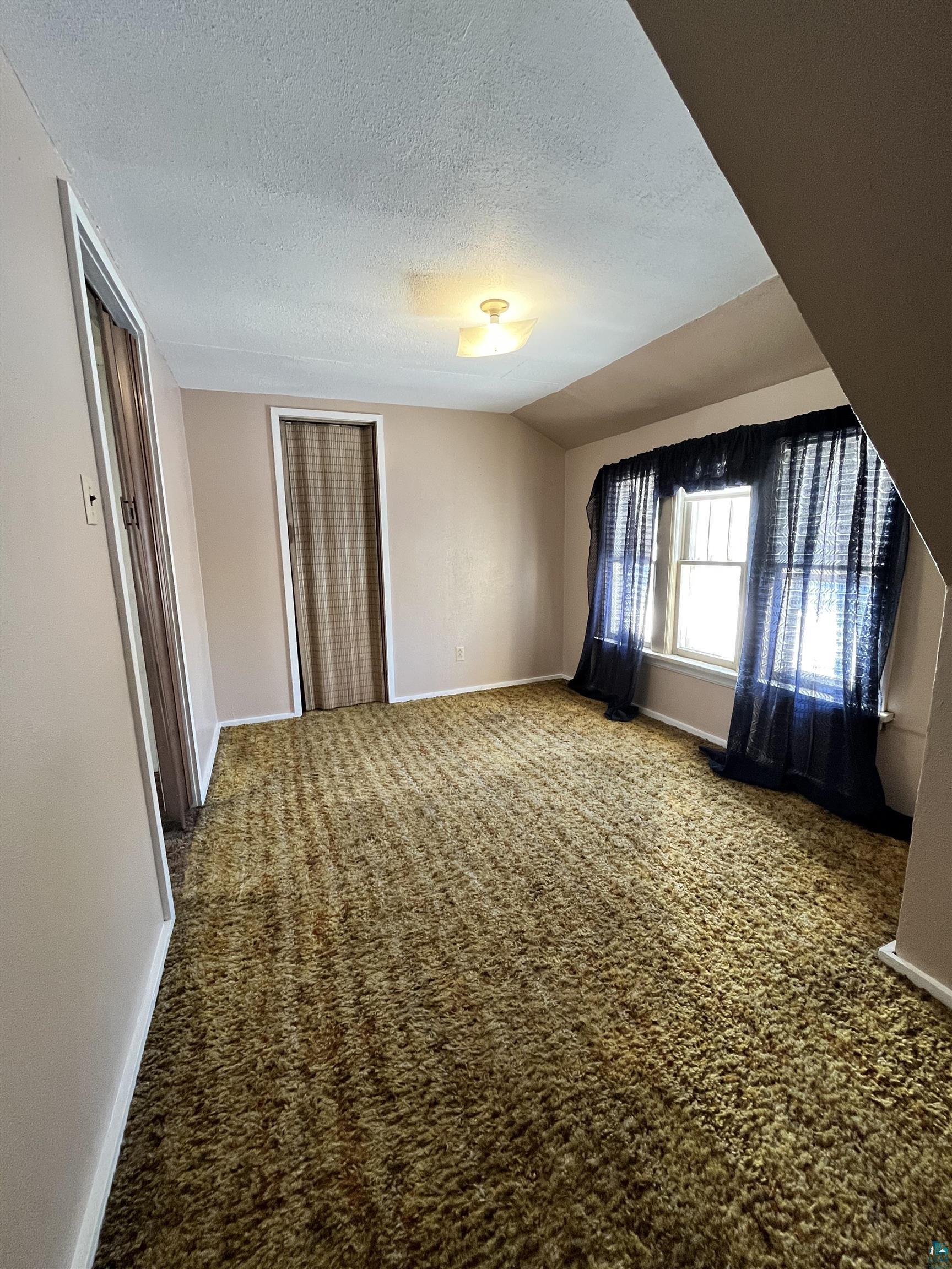177 Gleason Road Duluth, MN 55810 - Photo 5 of 36 Gallery Image 5