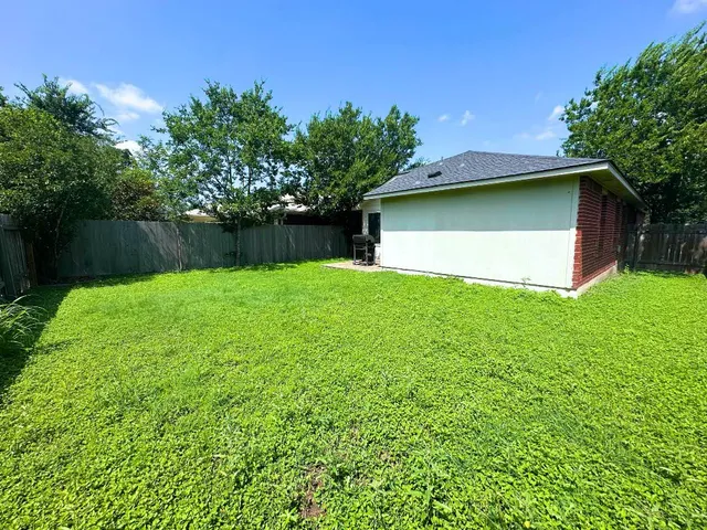 $1,700 | 15539 Sutton Leigh's Lane, Pflugerville, TX 78660