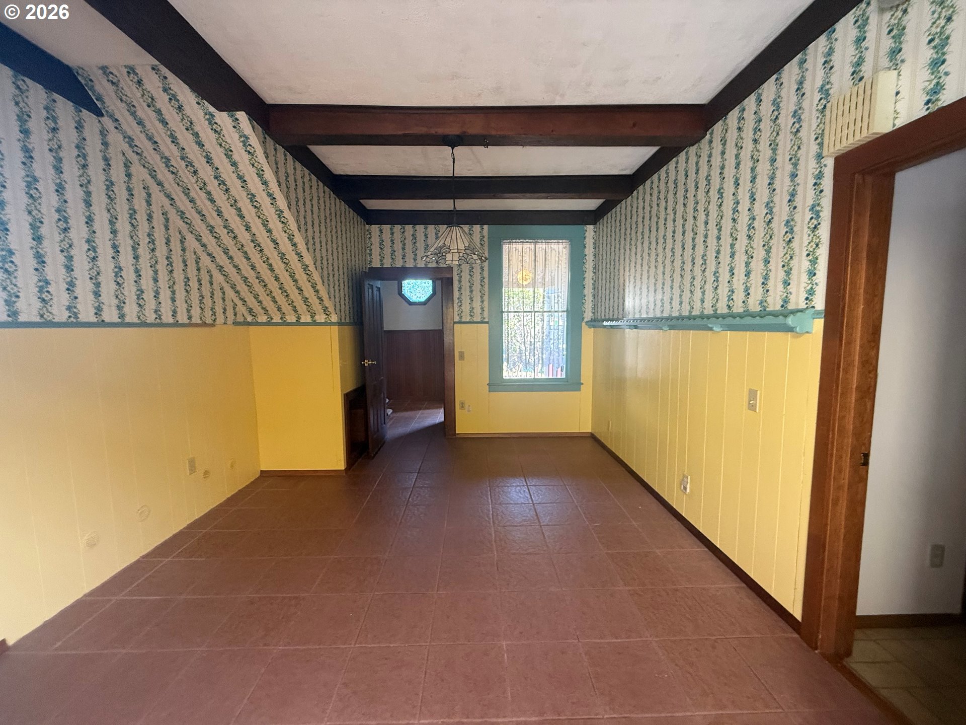 573 South 12th Street Coos Bay, OR 97420 - Photo 8 of 14