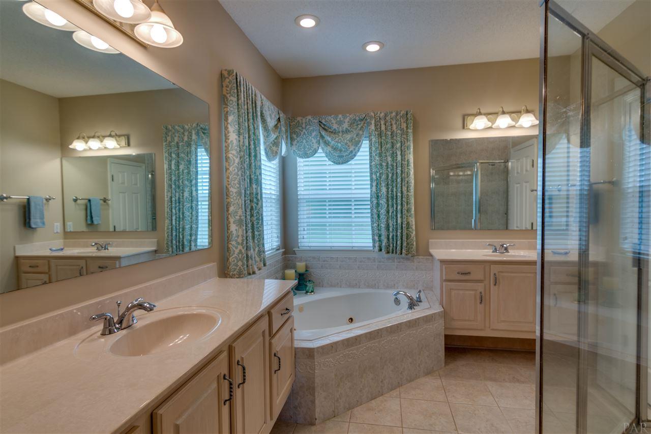 8870 Burning Tree Road Pensacola, FL 32514 - Photo 23 of 50 First Floor