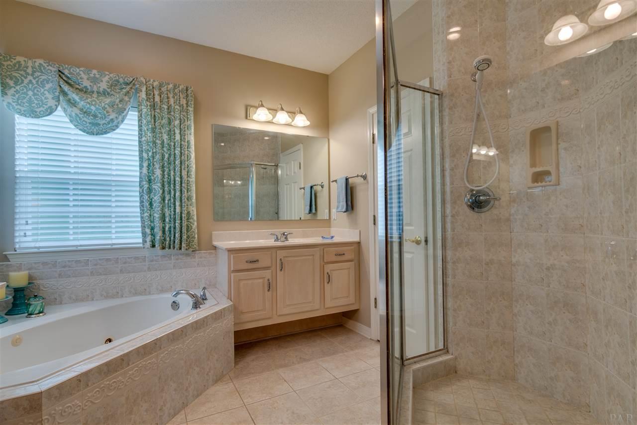 8870 Burning Tree Road Pensacola, FL 32514 - Photo 25 of 50 First Floor