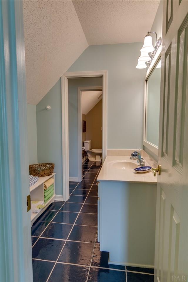 8870 Burning Tree Road Pensacola, FL 32514 - Photo 35 of 50 Second Floor