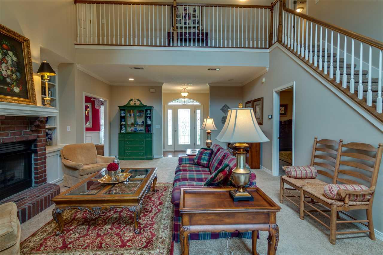 Vaulted Ceilings, First Floor