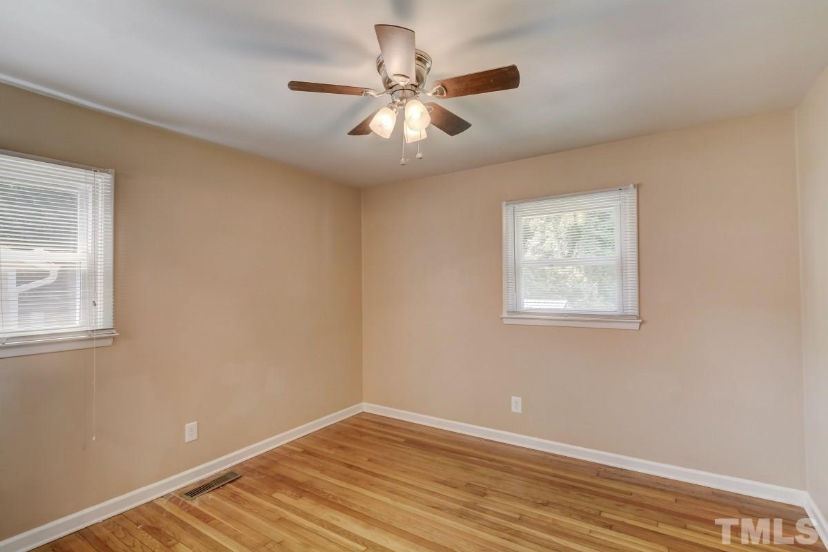 936 Friar Tuck Road Raleigh, NC 27610 - Photo 4 of 12
