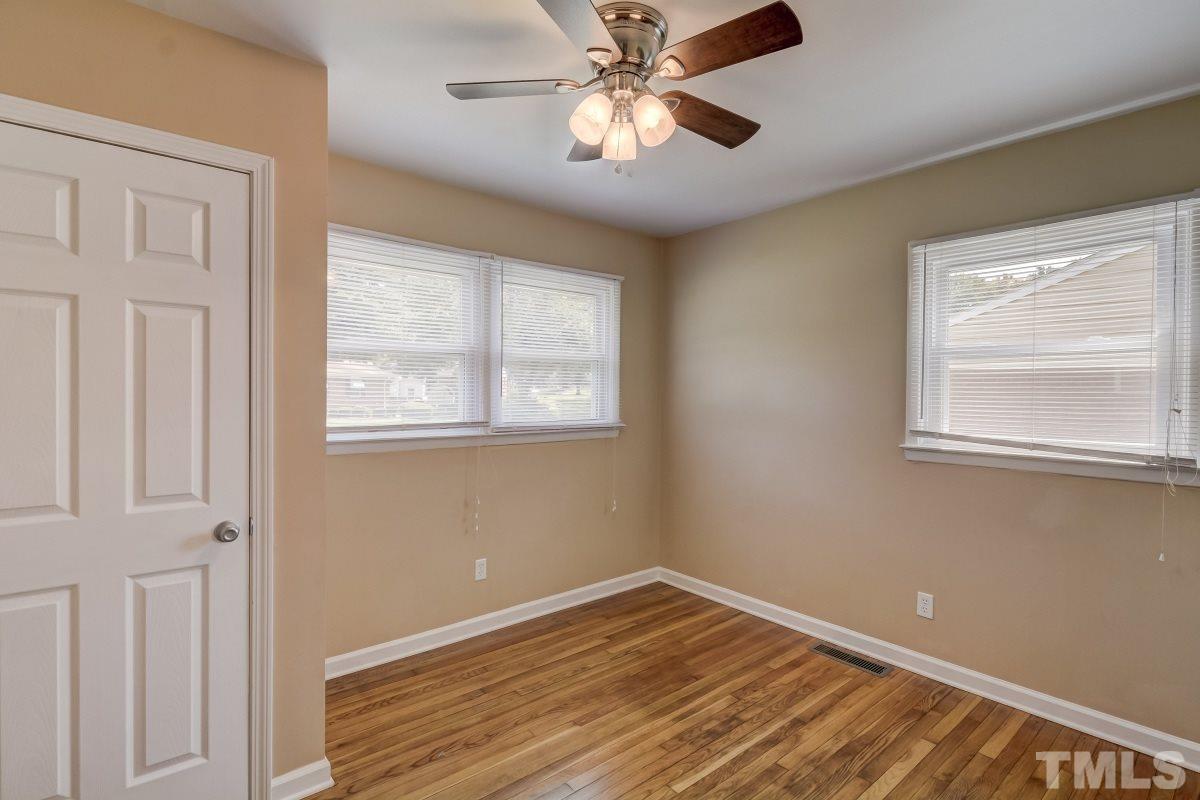 936 Friar Tuck Road Raleigh, NC 27610 - Photo 8 of 12