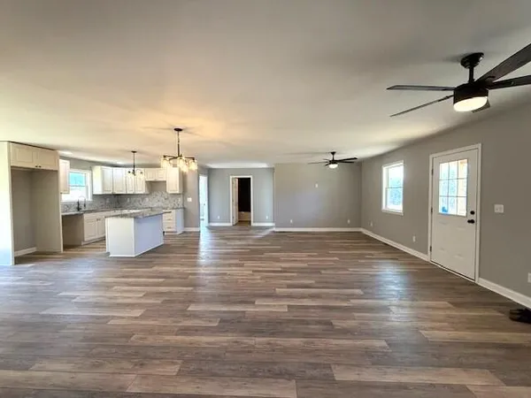 $239,090 | 1919 South Raymond Avenue, Covington, VA 24426