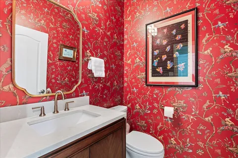 $1,199,999 | 58 Cottondale Road, The Hills, TX 78738