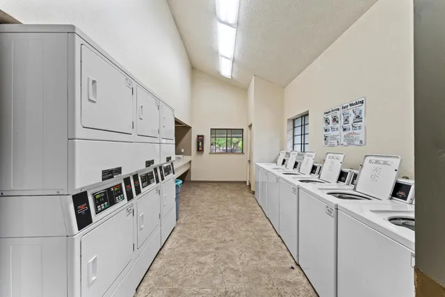 $229,000 | 13061 Lincoln Way, Unit B, Auburn, CA 95603