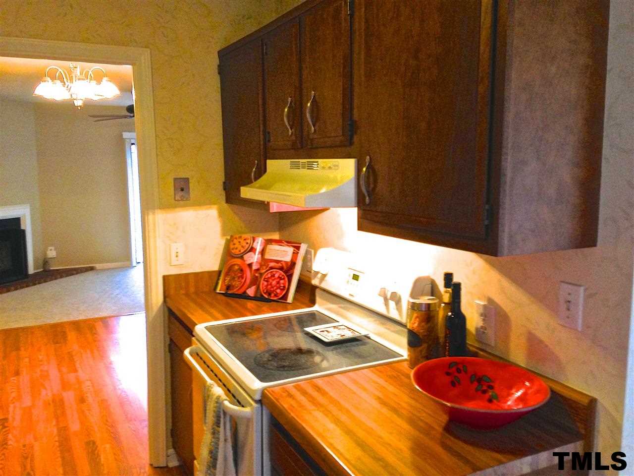 6420 English Oaks Drive Raleigh, NC 27615 - Photo 3 of 21