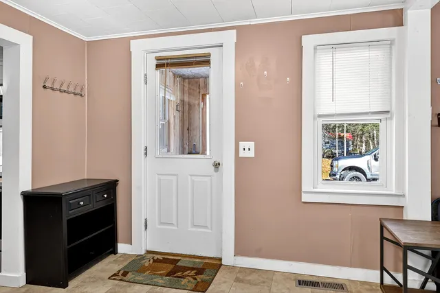 $154,900 | 220 Dutch Gap Road, Chesterville, ME 04938