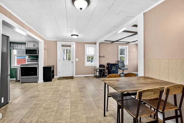 $154,900 | 220 Dutch Gap Road, Chesterville, ME 04938