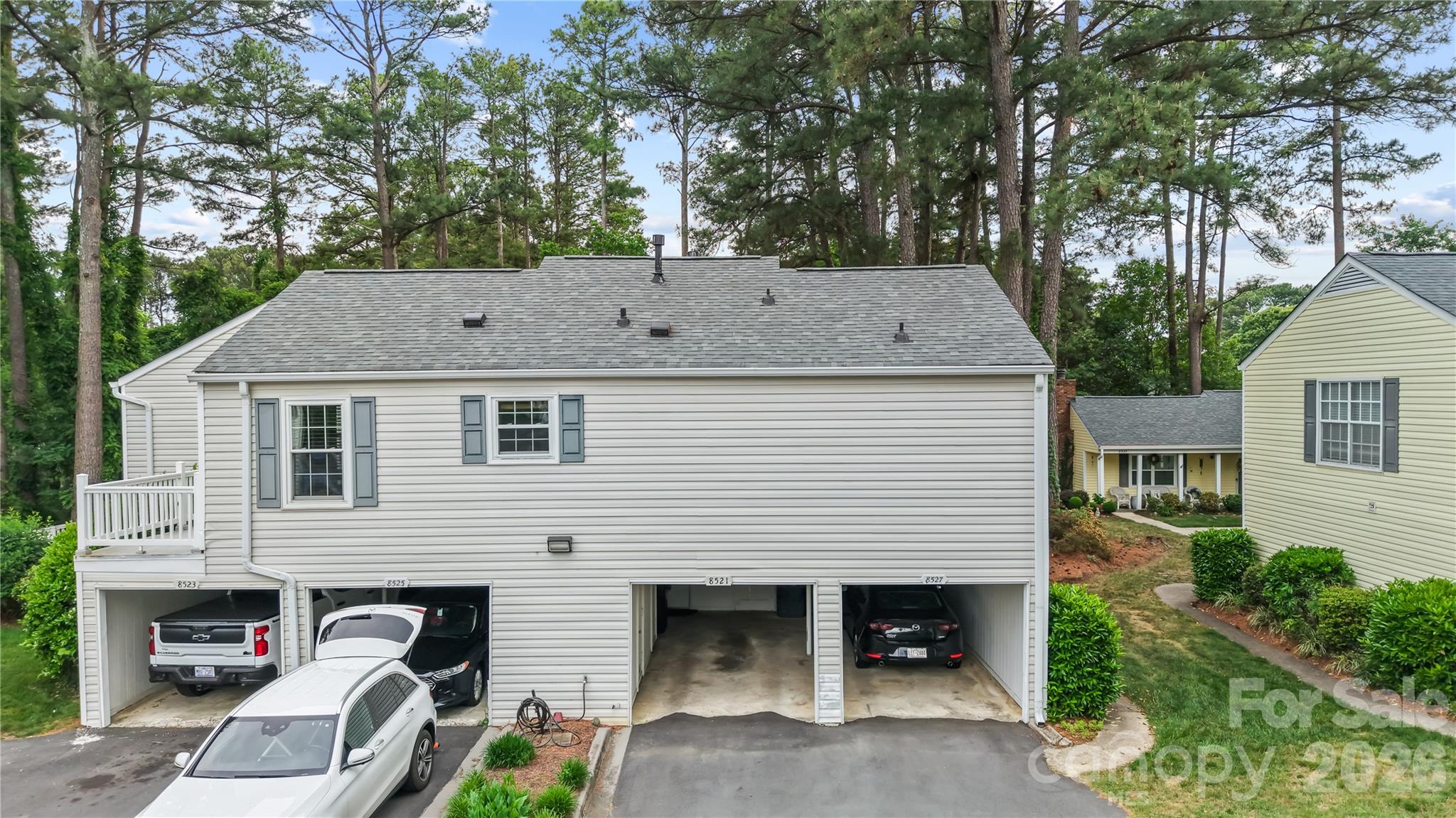 8521 Castle Pine Court Charlotte, NC 28226 - Photo 3 of 21