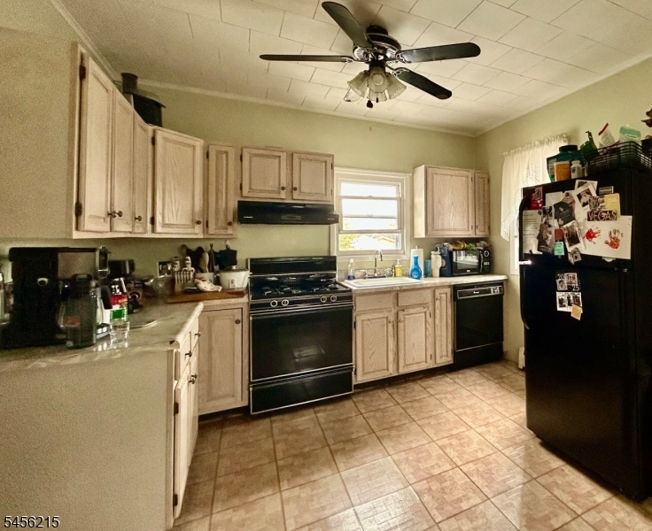 20 Jane Street, Unit 2 East Rutherford, NJ 07073 - Photo 8 of 15 Gallery Image 8