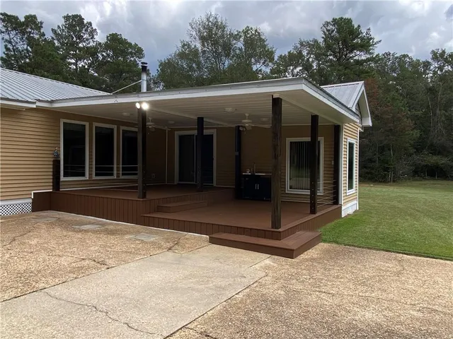 $276,000 | 20624 East Lewiston Road, Kentwood, LA 70444