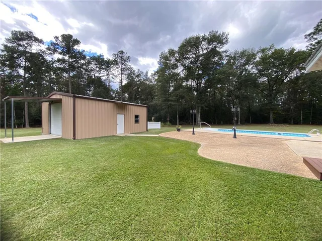 $276,000 | 20624 East Lewiston Road, Kentwood, LA 70444