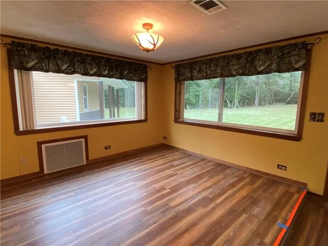 $276,000 | 20624 East Lewiston Road, Kentwood, LA 70444