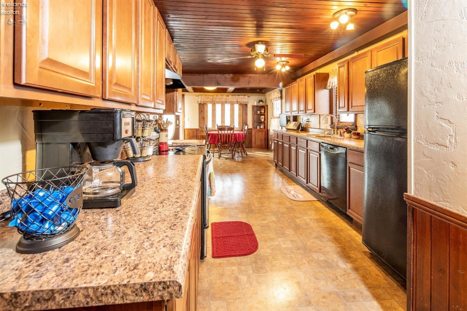 825 Everett Road Fremont, OH 43420 - Photo 3 of 20 Gallery Image 3