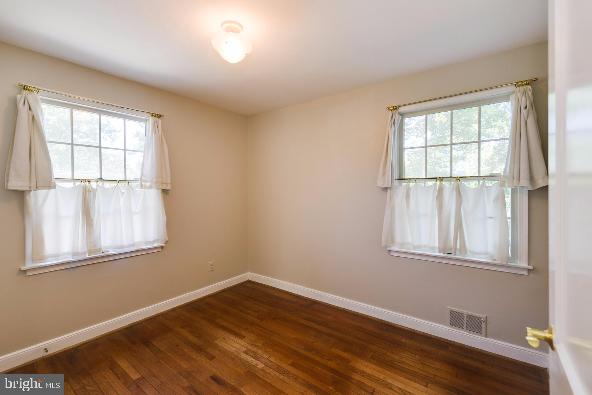 2807 Munson Street Silver Spring, MD 20902 - Photo 16 of 30 Second bedroom with view of backyard