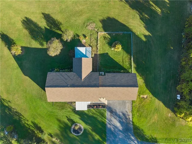 $399,000 | 7893 Webster Lane, Sennett, NY 13021