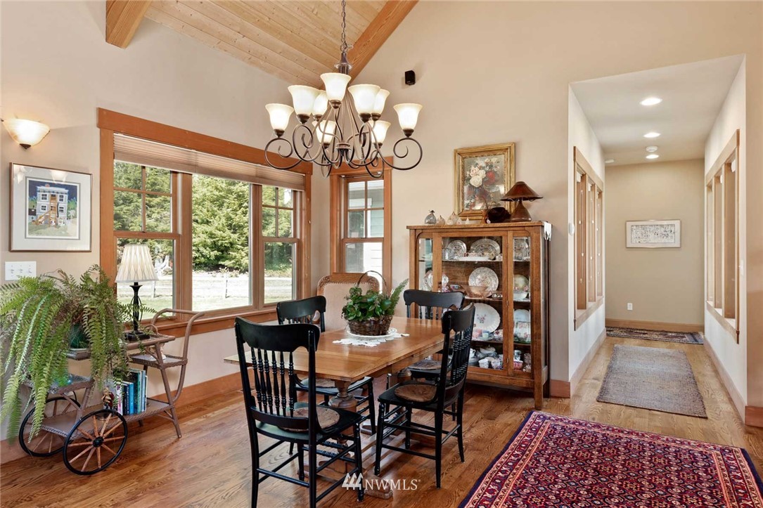 5128 Maxwelton Road Langley, WA 98260 - Photo 12 of 40 Gallery Image 12