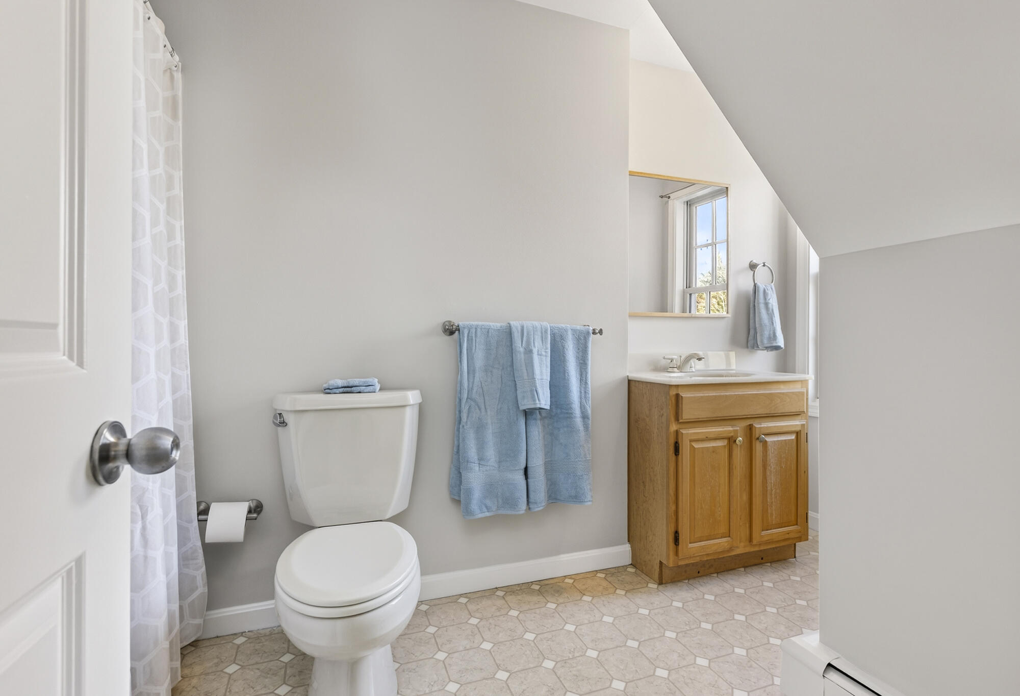 9 Arundel Road Kennebunkport, ME 04046 - Photo 36 of 52 2nd Floor Bedroom ensuite