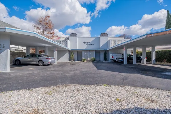 $3,600 | 432 South Sierra Madre Boulevard, Unit 1, Pasadena, CA 91107