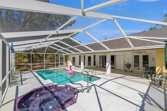 $399,000 | 221 North Nashville Avenue, Hernando, FL 34442