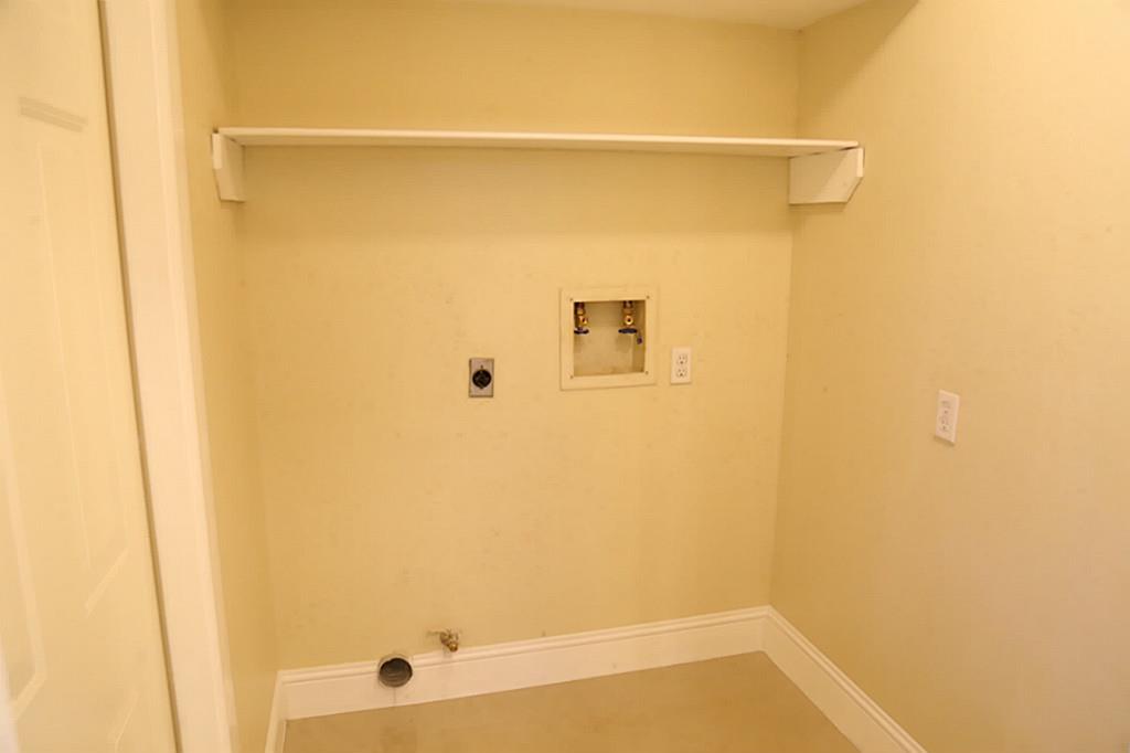 2410 Old Fort Road Sugar Land, TX 77479 - Photo 17 of 22