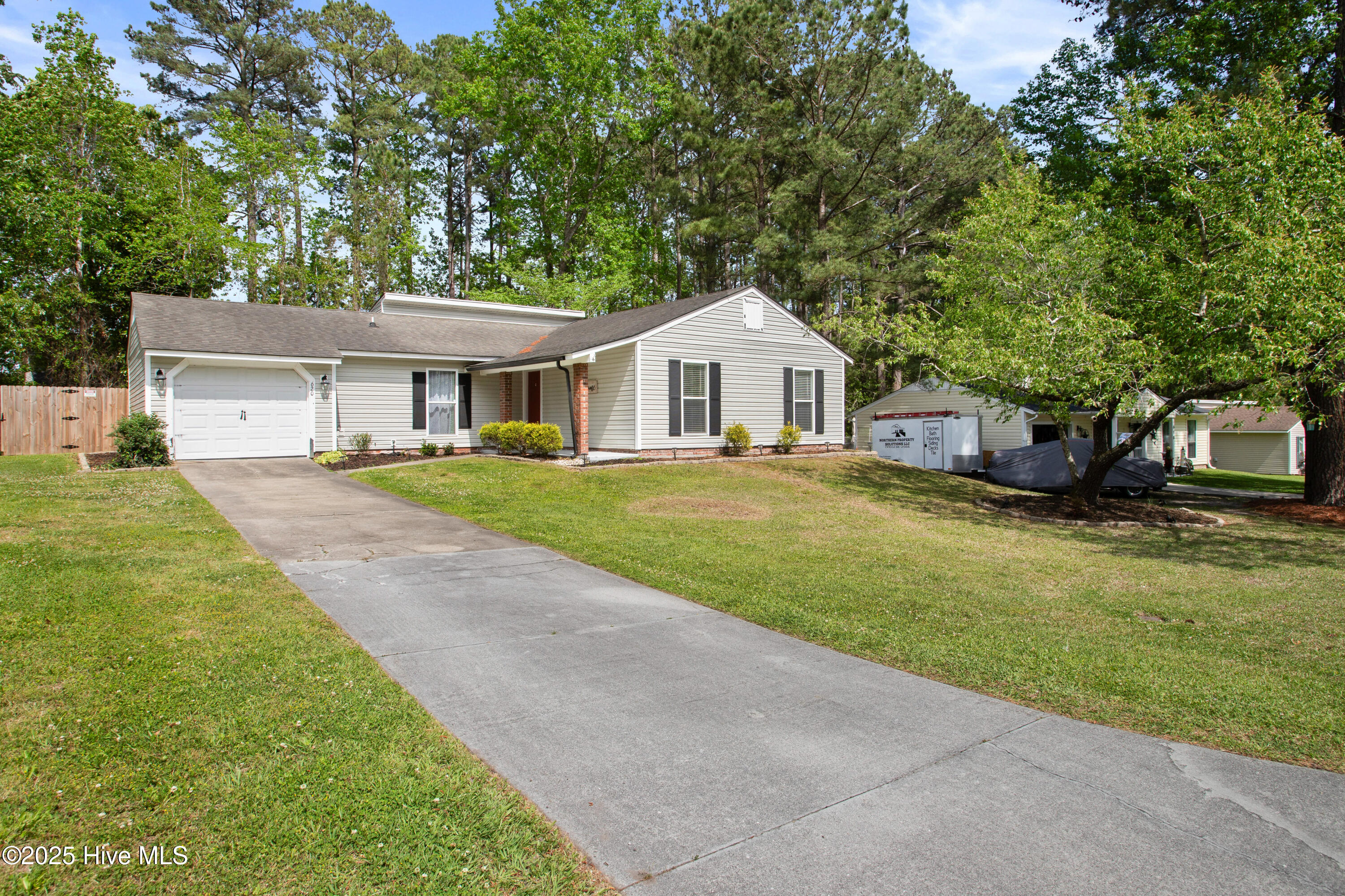 620 Shadowridge Road Jacksonville, NC 28546 - Photo 4 of 28